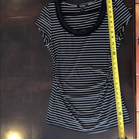 White House Black Market Relaxed Top size S - Picture 3 of 3